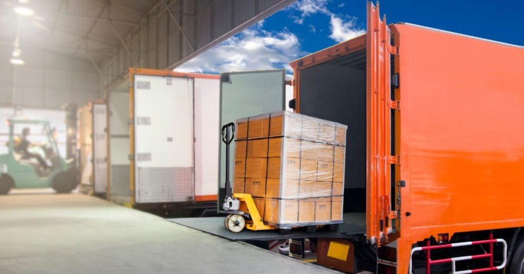 chargement de marchandises pour le fret terrestre